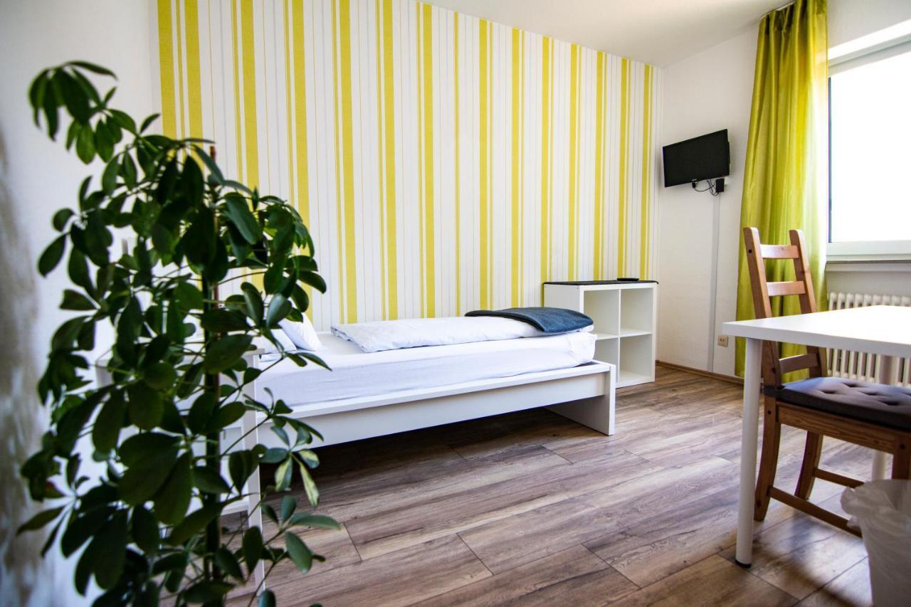 Landgasthof Hotel Will Neuenstein エクステリア 写真